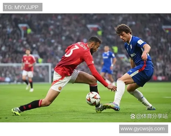 曼联主帅盛赞球队表现，欧联杯中取得胜利，创造佳绩